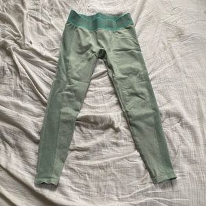 Women’s Gymshark Leggings Size Medium